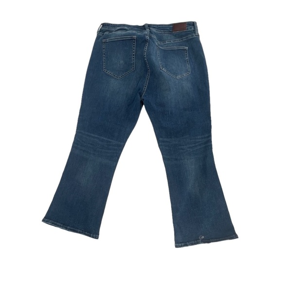 NWT Land’s End Mid Rise Curvy Boot Cut Jeans Size 18 Women’s - Picture 3 of 5